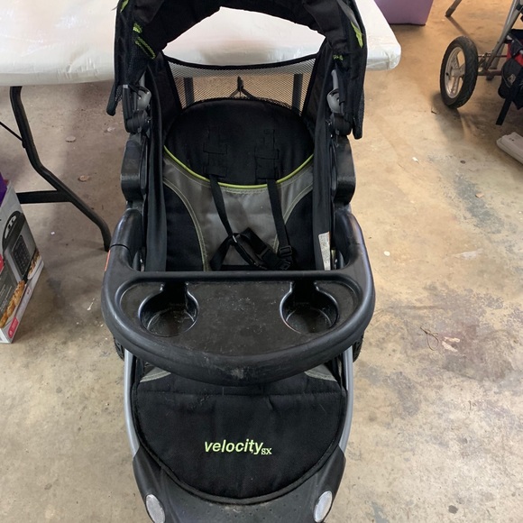 Kids stroller - Picture 2 of 2